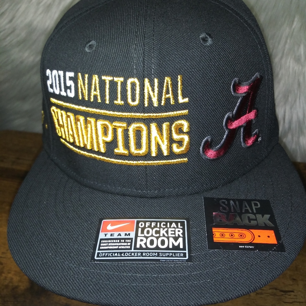 NWT 🏈Nike Alabama Snapback Hat 🏆